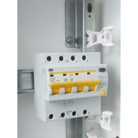 Выключатель автоматический дифференциального тока 4п C 32А 100мА тип AC 4.5кА АД-14 KARAT IEK MAD10-4-032-C-100