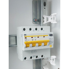 Выключатель автоматический дифференциального тока 4п C 40А 30мА тип AC 4.5кА АД-14 KARAT IEK MAD10-4-040-C-030