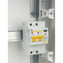 Выключатель автоматический дифференциального тока 2п C 32А 30мА тип A 4.5кА АД-12М KARAT IEK MAD12-2-032-C-030