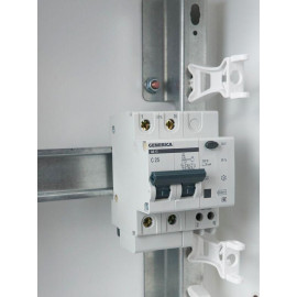 Выключатель автоматический дифференциального тока 2п 25А 30мА АД12 GENERICA MAD15-2-025-C-030