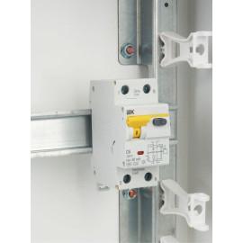 Выключатель автоматический дифференциального тока 2п (1P+N) C 6А 30мА тип A 6кА АВДТ-32 KARAT IEK MAD22-5-006-C-30