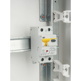 Выключатель автоматический дифференциального тока 2п (1P+N) C 32А 30мА тип A 6кА АВДТ-32 KARAT IEK MAD22-5-032-C-30
