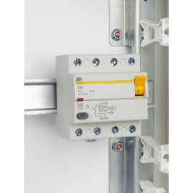 Выключатель дифференциального тока (УЗО) 4п 40А 100мА тип AC ВД1-63 KARAT IEK MDV10-4-040-100