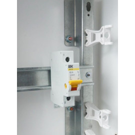 Выключатель нагрузки (мини-рубильник) 1п 63А ВН-32 KARAT IEK MNV10-1-063