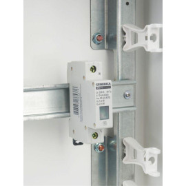 Ограничитель перенапряжения ОПС1-C 1Р 10/40кА 230В GENERICA MOP20-1-C-G