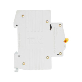 Выключатель автоматический модульный 1п C 3А 4.5кА ВА47-29 KARAT IEK MVA20-1-003-C