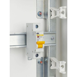 Выключатель автоматический модульный 1п B 10А 4.5кА ВА47-29 KARAT IEK MVA20-1-010-B