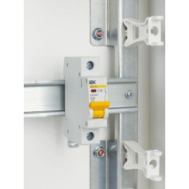 Выключатель автоматический модульный 1п C 16А 4.5кА ВА47-29 KARAT IEK MVA20-1-016-C