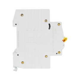 Выключатель автоматический модульный 3п C 16А 4.5кА ВА47-29 KARAT IEK MVA20-3-016-C