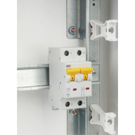 Выключатель автоматический модульный 2п C 40А 6кА ВА47-60M KARAT IEK MVA31-2-040-C