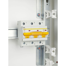 Выключатель автоматический модульный 3п C 63А 10кА ВА47-100 KARAT IEK MVA40-3-063-C