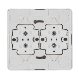 Розетка 4-м ОП Этюд 16А 250В с заземл. защ. шторки бел. SE PA16-208B