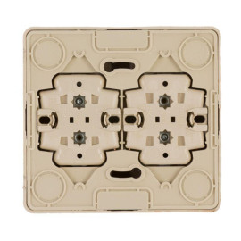 Розетка 4-м ОП Этюд 16А 250В с заземл. с заземл. защ. шторки сосна SE PA16-208D