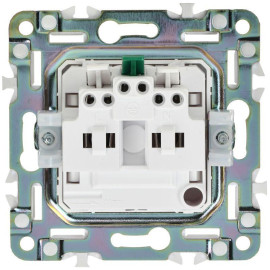 Розетка SKANDY 16А с заземл. защ. шторки безвинт. крепл. SK-R06Bl черн. IEK SK-R14-16-1-K02