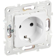 Розетка SKANDY 16А с заземл. защ. шторки SK-R04W арктич. бел. IEK SK-R14-16-K01