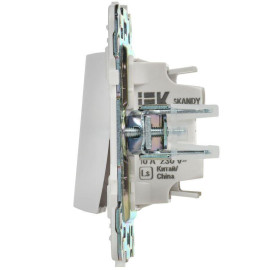 Выключатель проходной 1-кл. SKANDY 10А SK-V02W арктич. бел. IEK SK-V12-0-10-K01