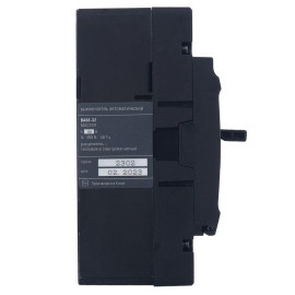 Выключатель автоматический 3п 63А 25кА ВА88-32 MASTER IEK SVA10-3-0063-02