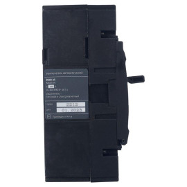 Выключатель автоматический 3п 250А 35кА ВА88-35 MASTER IEK SVA30-3-0250-02