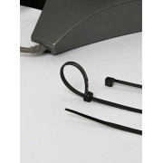 Хомут кабельный 2.5х150 нейл. черн. (уп.100шт) IEK UHH32-D025-150-100