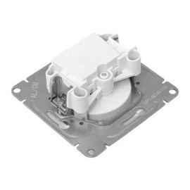 Розетка СП Эпика 16А без заземл. без шторок механизм бел. EKF UP1-SOW-100